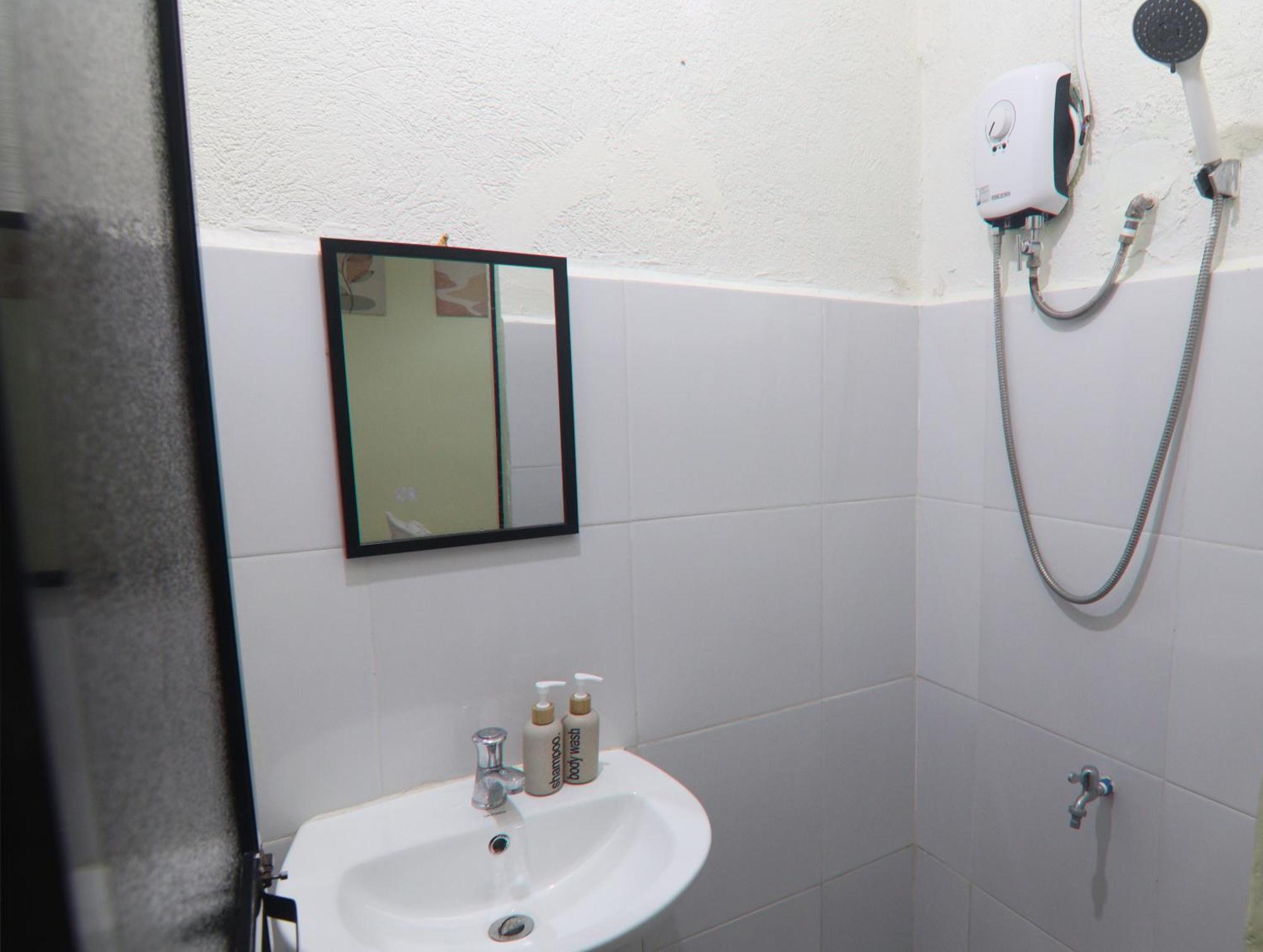 Aloha Hostel Siargao 卢纳将军城 外观 照片